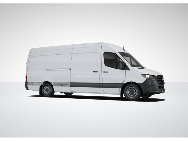 Used 2025 Mercedes-Benz Sprinter 2500 image 13