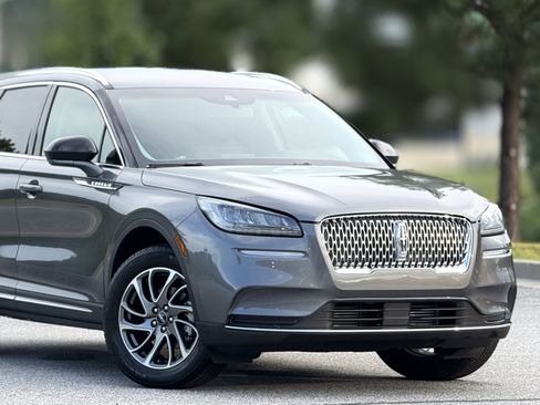 Used 2022 Lincoln Corsair FWD image 46