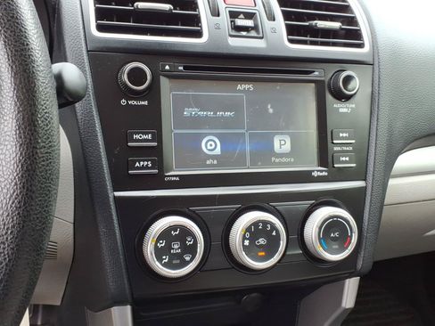 Used 2018 Subaru Forester 2.5i w/ Alloy Wheel Package AWD/4WD image 11