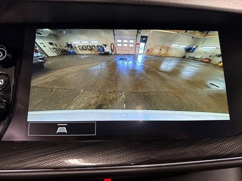 Used 2023 Buick Envision Essence w/ Sport Touring Package AWD/4WD image 16