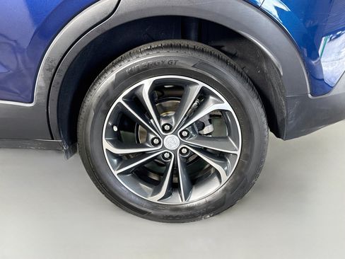 Used 2023 Buick Encore GX Select FWD image 37