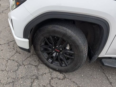 Used 2022 GMC Sierra 1500 Elevation w/ Preferred Package image 2