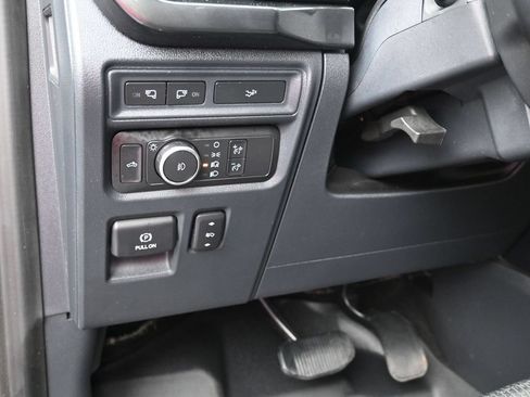 Used 2022 Ford F150 XLT w/ Equipment Group 302A High AWD/4WD image 15
