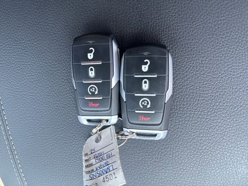 Certified 2025 RAM 1500 Big Horn image 18