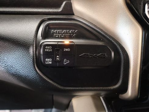 Used 2019 RAM 2500 Laramie w/ Night Edition image 9