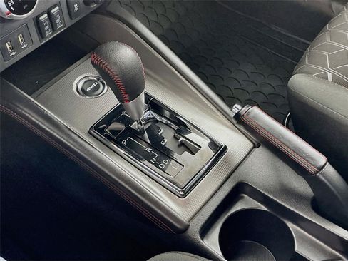 Used 2024 Mitsubishi Outlander Sport AWD image 20