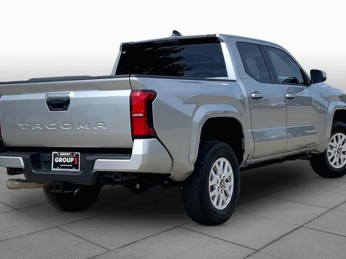 Used 2024 Toyota Tacoma SR5 RWD image 13