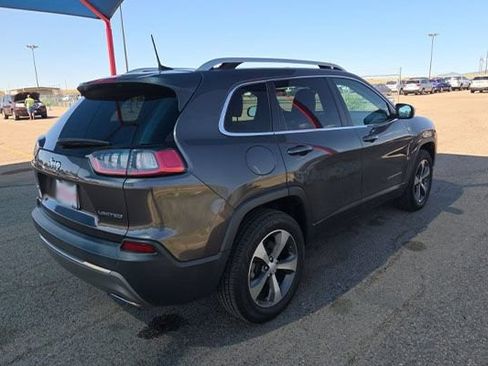 Used 2020 Jeep Cherokee Limited AWD/4WD image 4