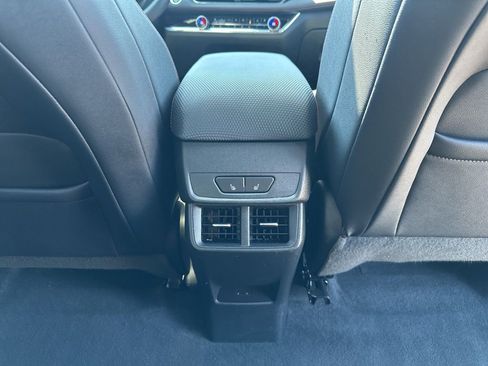 Used 2025 Chevrolet Equinox RS w/ Convenience Package III image 28