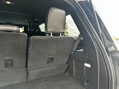 Used 2018 Ford Expedition XLT w/ Equipment Group 201A image 40