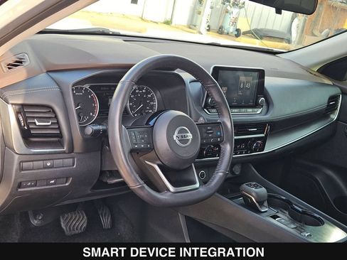 Used 2021 Nissan Rogue SV w/ Premium Package FWD image 13