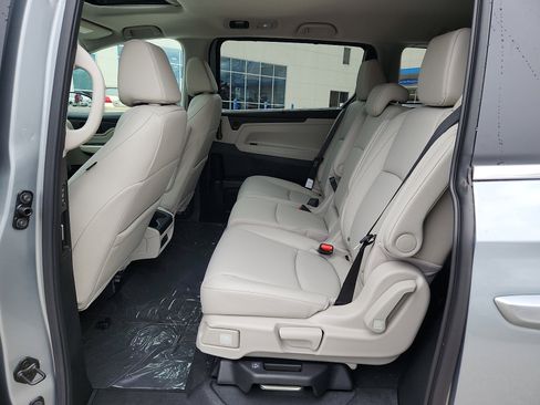 New 2026 Honda Odyssey EX-L image 6
