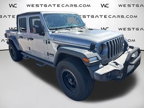 Used 2020 Jeep Gladiator Sport w/ Quick Order Package 24S image 11