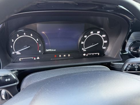 Used 2021 Lincoln Corsair AWD image 8