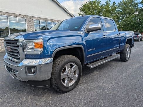 Used 2015 GMC Sierra 2500 SLT w/ Duramax Plus Package AWD/4WD image 1