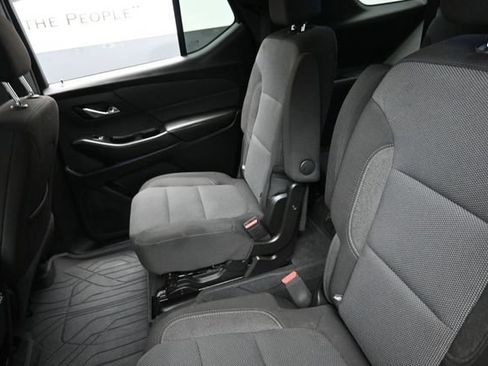 Used 2023 Chevrolet Traverse LT FWD image 22