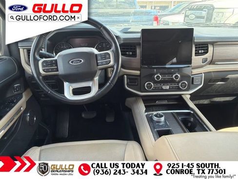 Used 2022 Ford Expedition Max Limited RWD image 9
