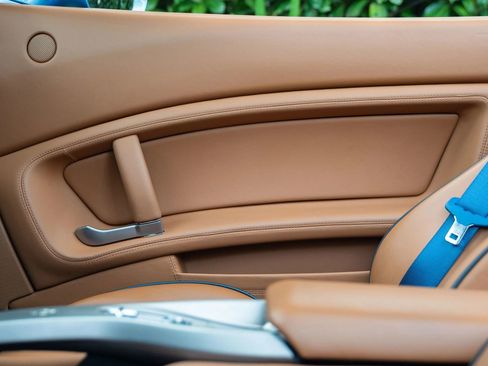 Used 2010 Ferrari California image 33