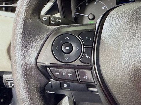 Certified 2025 Toyota Corolla LE image 13