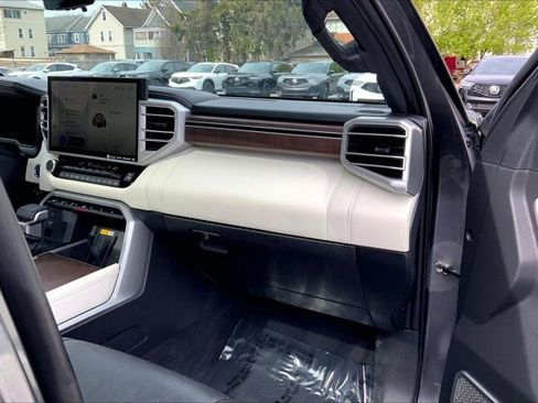 Used 2024 Toyota Sequoia Capstone AWD/4WD image 16