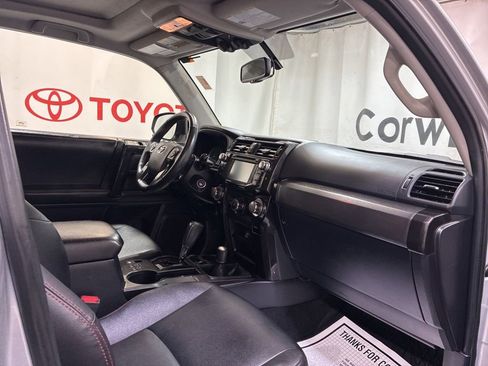 Used 2016 Toyota 4Runner Trail Premium AWD/4WD image 13