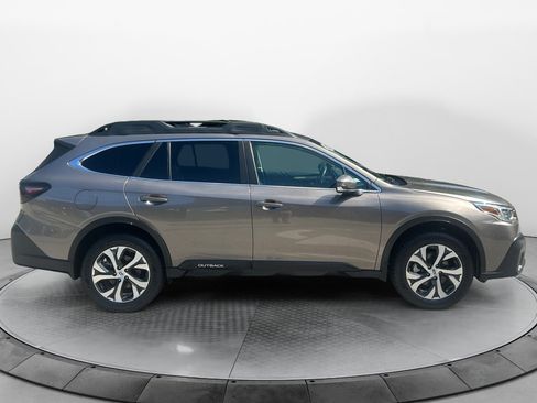 Used 2021 Subaru Outback Limited w/ Popular Package #2 AWD/4WD image 8