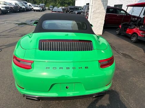 Used 2017 Porsche 911 Carrera RWD image 25
