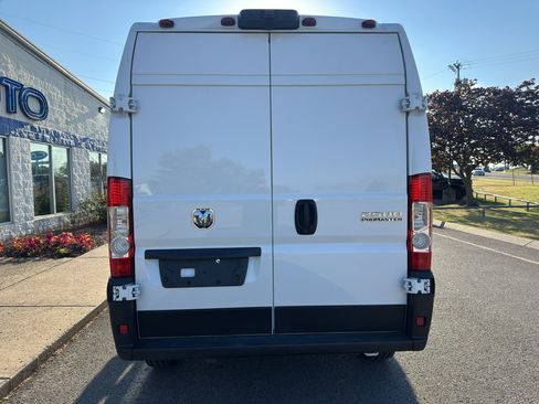 Used 2026 RAM ProMaster 2500 w/ Convenience Group FWD image 5
