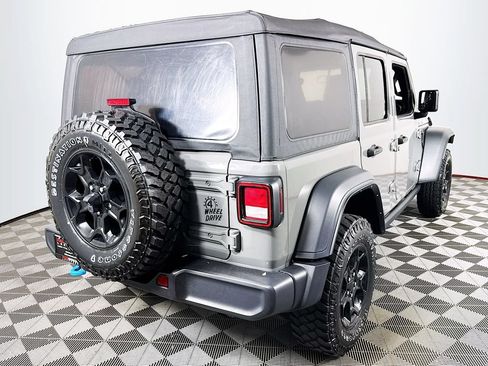 Used 2023 Jeep Wrangler Unlimited AWD/4WD image 7