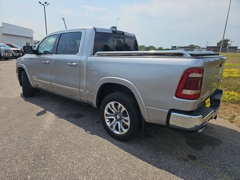 Used 2023 RAM 1500 Limited AWD/4WD image 3