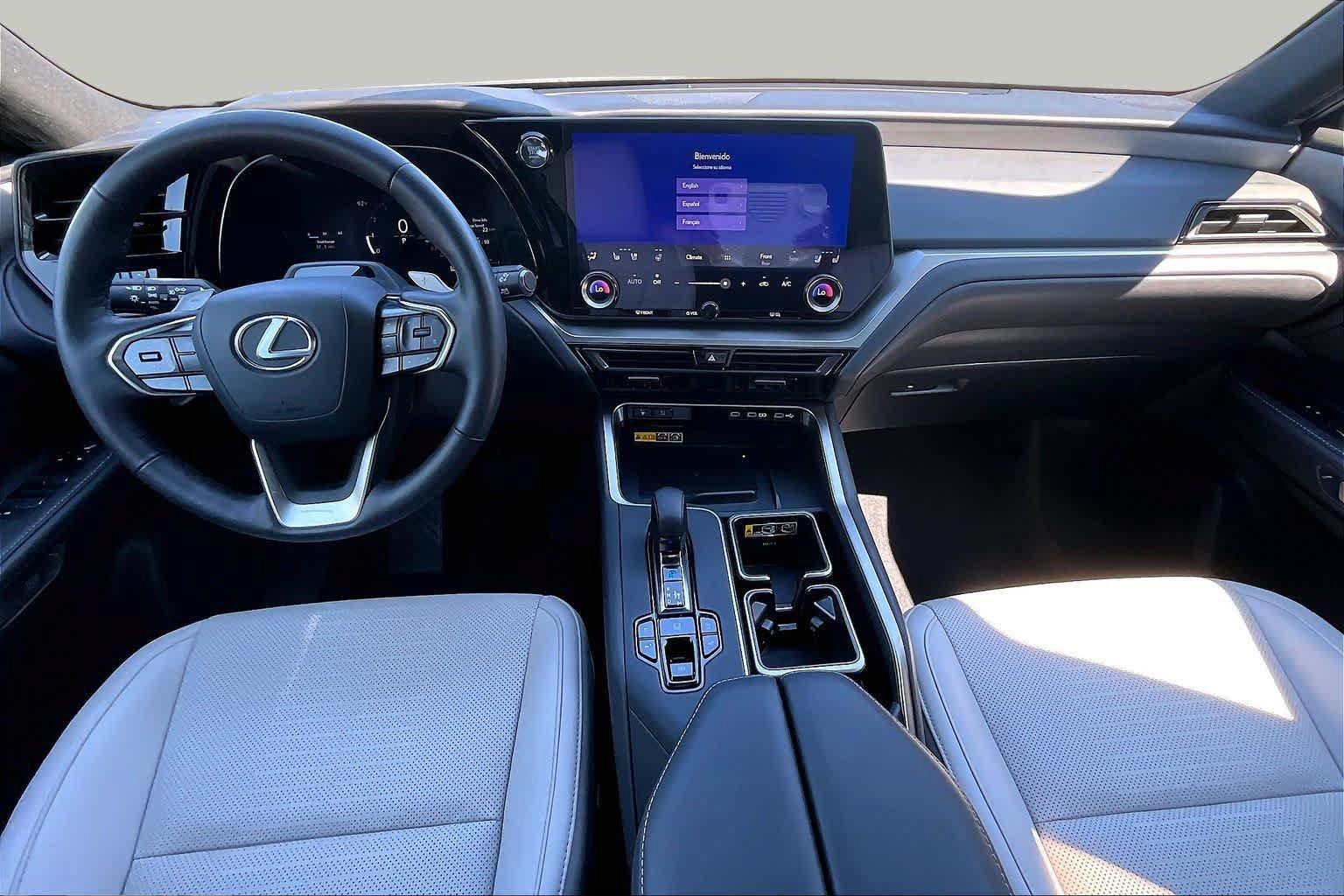 Used 2025 Lexus TX 350 AWD w/ Technology Package image 16