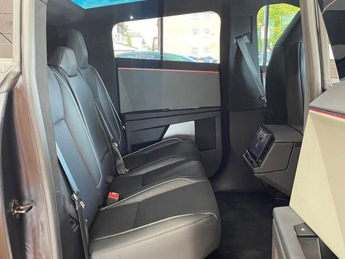 Used 2024 Tesla Cybertruck Cyberbeast AWD/4WD image 24