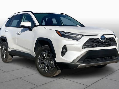 Used 2023 Toyota RAV4 Limited image 2