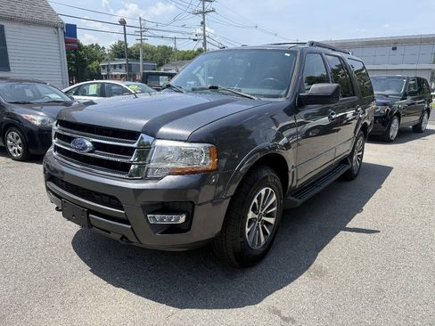 Used 2017 Ford Expedition XLT AWD/4WD image 1