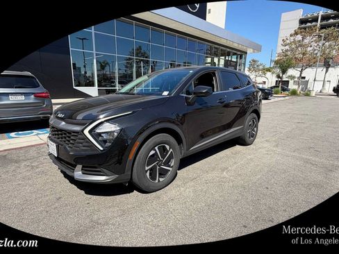 Used 2023 Kia Sportage LX AWD/4WD image 1