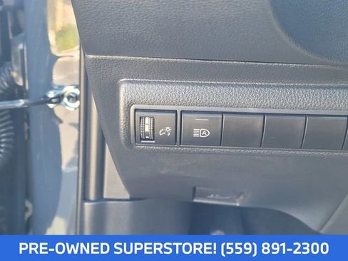 Used 2023 Toyota Corolla SE image 25