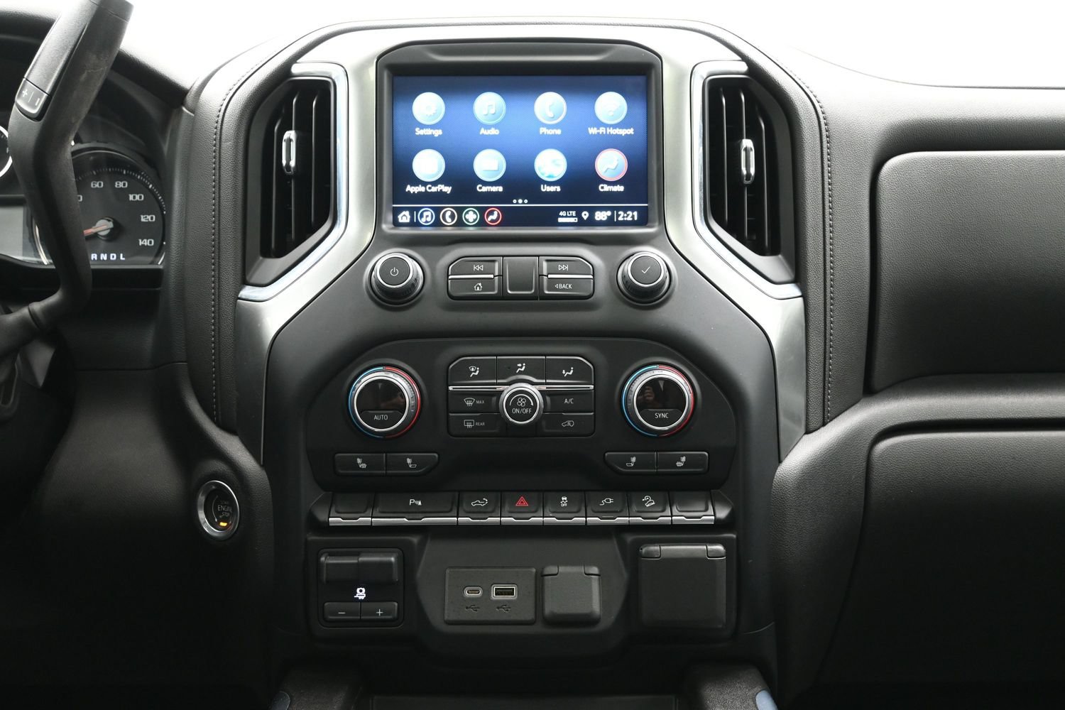 Used 2022 Chevrolet Silverado 1500 LT Trail Boss w/ Convenience Package II AWD/4WD image 17