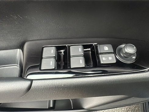 Certified 2025 MAZDA CX-5 AWD 2.5 S w/ Preferred Package image 26