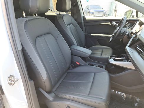 Certified 2023 Audi Q4 e-tron Premium Plus w/ Premium Plus RWD image 10