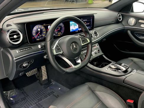 Used 2018 Mercedes-Benz E 43 AMG 4MATIC Sedan image 20