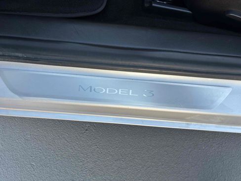 Used 2018 Tesla Model 3 Long Range RWD image 56