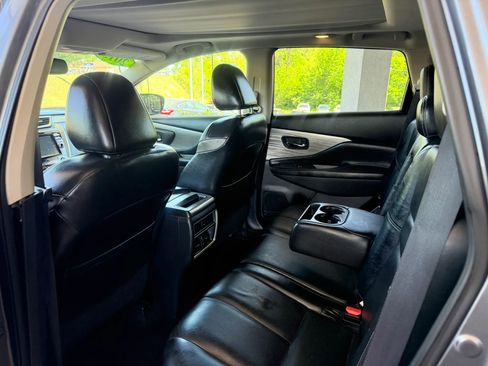 Used 2015 Nissan Murano SL w/ SL Technology Package FWD image 19