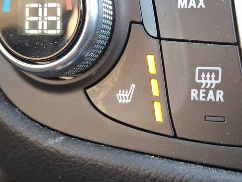 Certified 2022 Chevrolet Equinox LT image 25