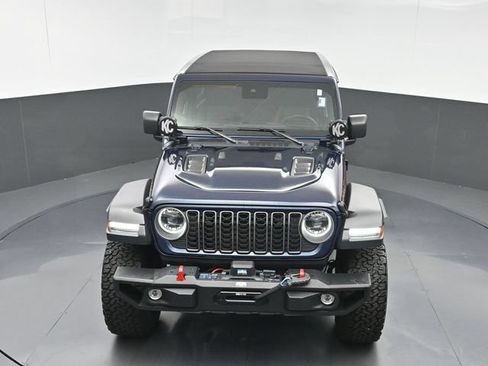Used 2025 Jeep Wrangler Unlimited Rubicon w/ XTREMEE 35" Tire Package AWD/4WD image 28
