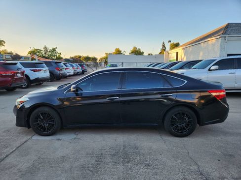 Used 2013 Toyota Avalon XLE Premium FWD image 2