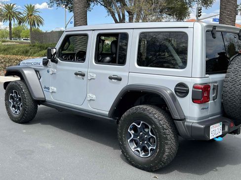 Used 2022 Jeep Wrangler Unlimited Rubicon 4xe AWD/4WD image 56