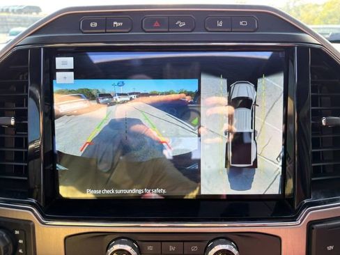 Used 2022 Ford F450 Platinum w/ FX4 Off-Road Package image 27