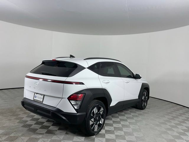 Used 2025 Hyundai Kona SEL FWD image 5