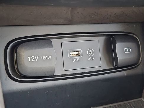 Used 2019 Hyundai Santa Fe SEL w/ Cargo Package image 24