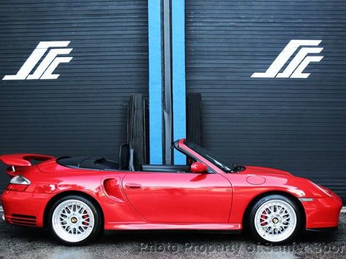 Used 2004 Porsche 911 Turbo image 1